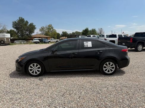 Used 2024 Toyota Corolla LE FWD image 6