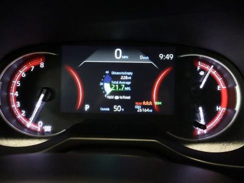 Used 2025 Toyota RAV4 XLE image 16