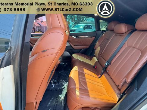 Used 2019 Maserati Levante S GranSport AWD/4WD image 13