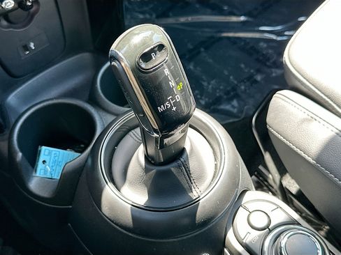 Certified 2024 MINI Cooper S image 17