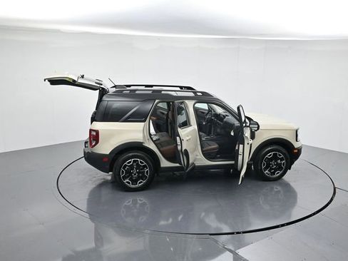 New 2025 Ford Bronco Sport Outer Banks w/ Outer Banks Tech Package+ image 43