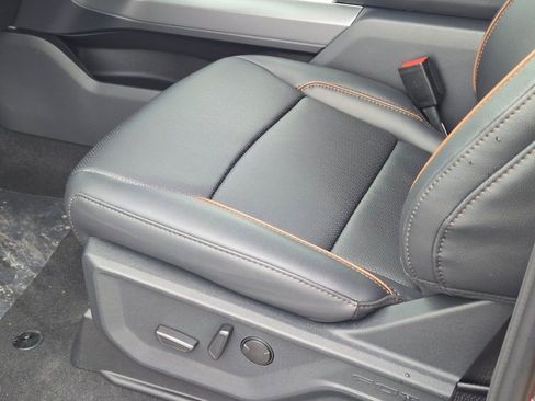 New 2025 Ford F150 Lariat w/ Equipment Group 501A Mid image 23