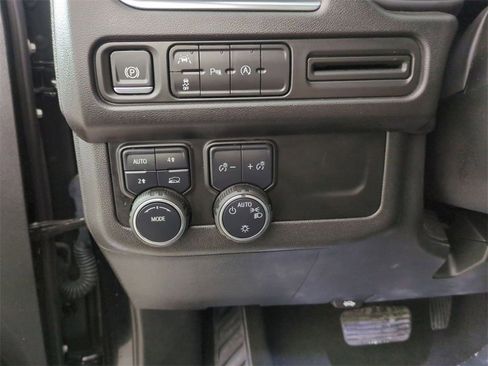 Certified 2024 Chevrolet Tahoe LT image 18