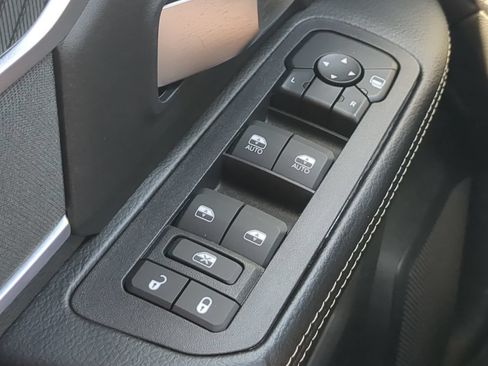 New 2026 RAM 3500 Big Horn AWD/4WD image 22