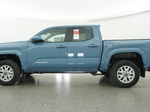 New 2026 Toyota Tacoma SR5 image 32