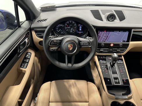 Certified 2026 Porsche Macan image 25
