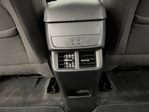 Used 2025 Chevrolet Equinox LT AWD/4WD image 24