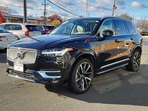 Certified 2023 Volvo XC90 B6 Plus w/ Protection Package Premier image 3