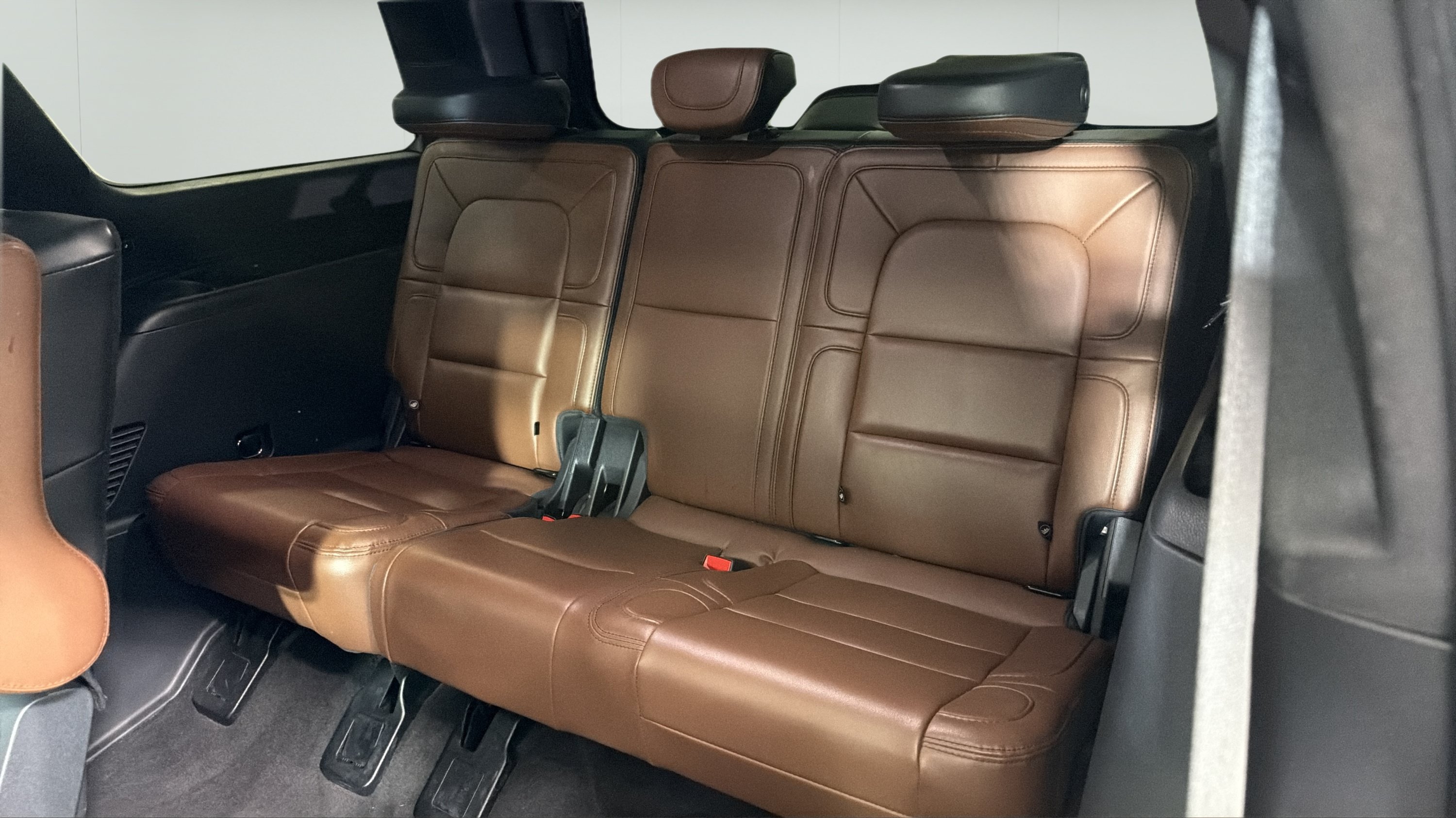 Used 2023 Lincoln Navigator Reserve AWD/4WD image 23