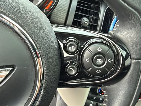 Used 2018 MINI Cooper S image 11