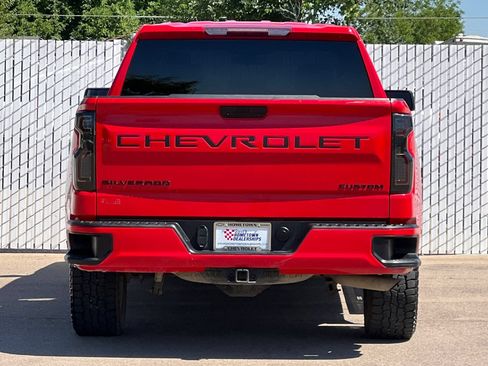 Used 2022 Chevrolet Silverado 1500 Custom w/ LPO, Dark Essentials Package AWD/4WD image 5
