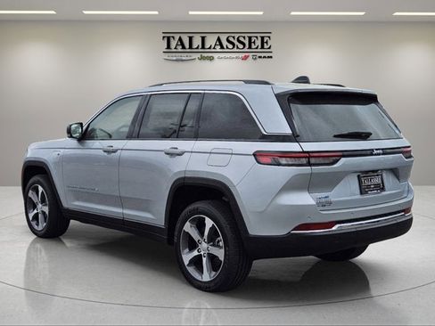 New 2023 Jeep Grand Cherokee 4WD 4xe image 7