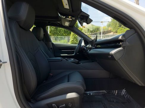 Used 2024 BMW 530i w/ Premium Package RWD image 22