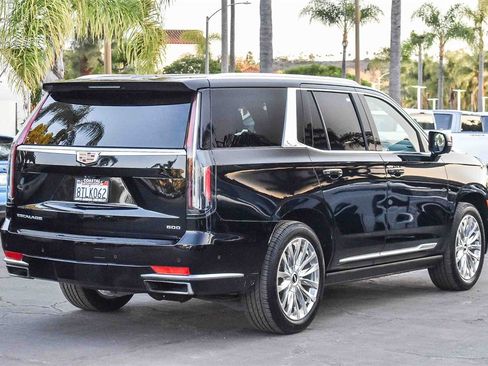 Used 2021 Cadillac Escalade Premium Luxury w/ Driver Assist Tech Package image 6