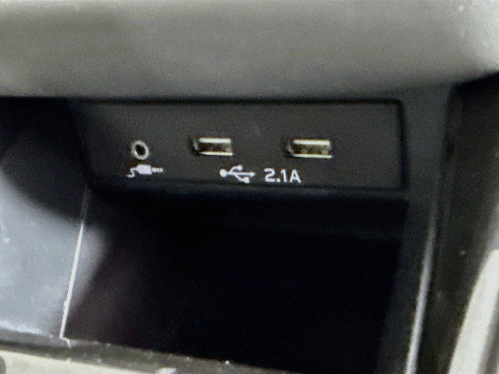 Used 2020 Subaru Outback Premium w/ Popular Package #1 AWD/4WD image 39