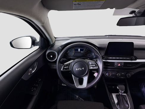 Used 2024 Kia Forte LXS image 23