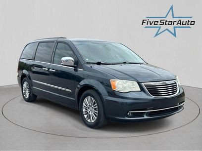 Used 2013 Chrysler Town & Country Touring-L w/ Driver Convenience Group