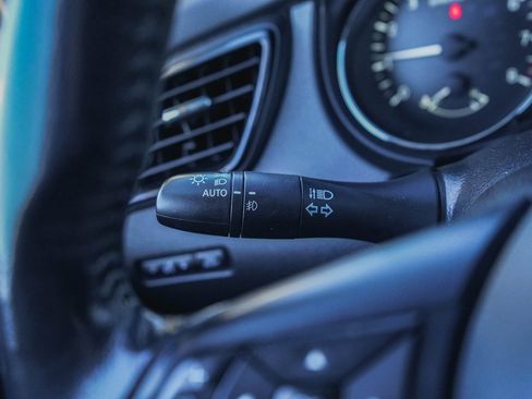 Used 2017 Nissan Rogue Sport SL image 20