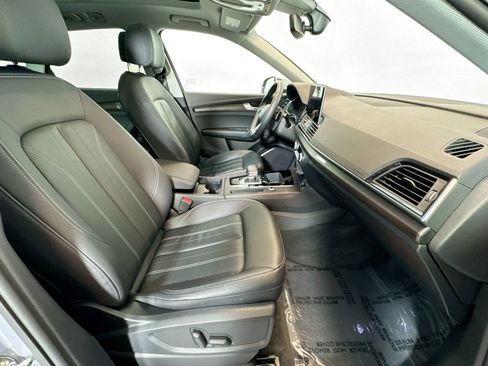 Used 2023 Audi Q5 2.0T Premium w/ Convenience Package image 27