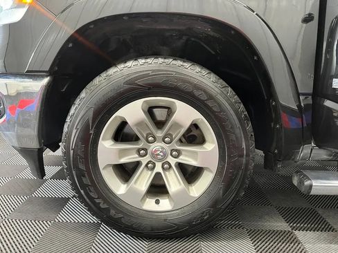Used 2021 RAM 1500 Laramie AWD/4WD image 24