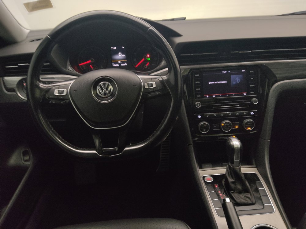 Used 2020 Volkswagen Passat 2.0T R-Line FWD image 22