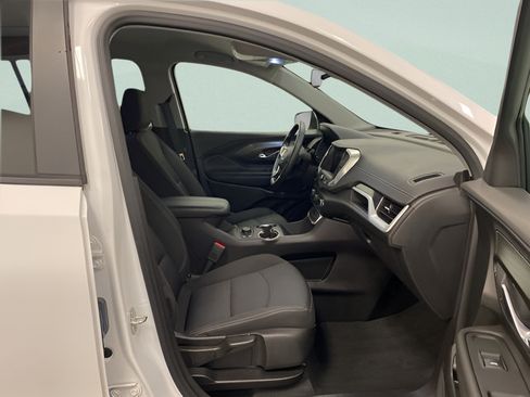 Used 2024 GMC Terrain SLE w/ Driver Convenience Package AWD/4WD image 22
