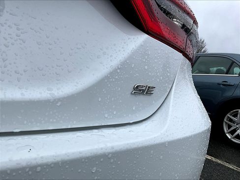 Used 2023 Toyota Camry SE FWD image 28