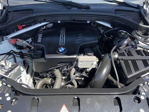 Used 2016 BMW X4 xDrive28i AWD/4WD image 35