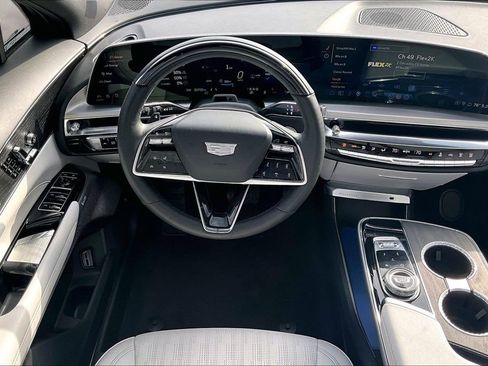 Certified 2023 Cadillac Lyriq 2WD image 8