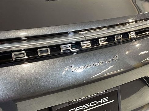 Used 2023 Porsche Panamera 4 Platinum Edition image 12