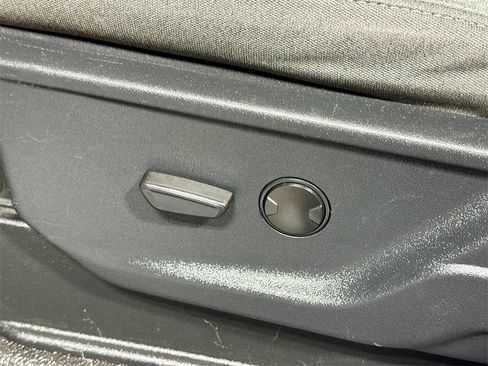 Used 2024 Ford F350 XLT image 23