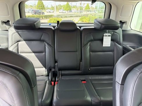 New 2025 Lincoln Navigator Reserve image 23