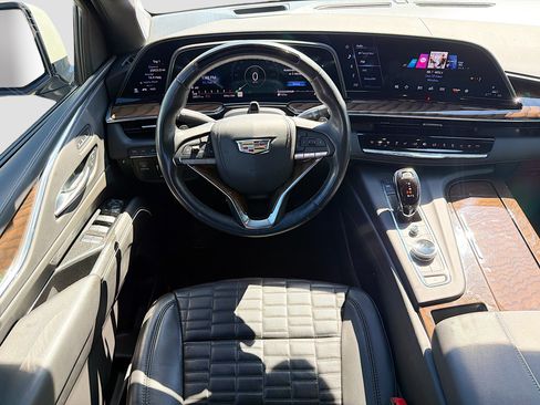 Used 2023 Cadillac Escalade Sport Platinum image 18