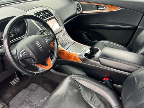 Used 2018 Lincoln MKX Reserve image 11