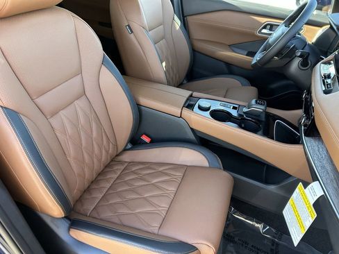 New 2026 Nissan Rogue Platinum image 10