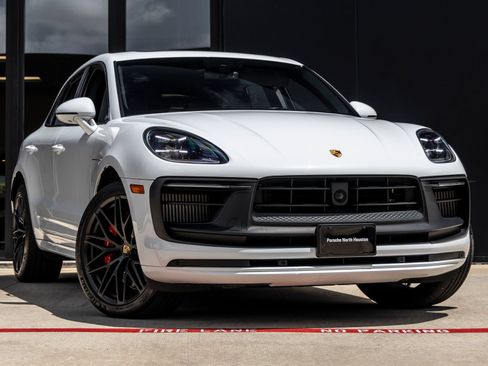 Certified 2024 Porsche Macan GTS AWD/4WD image 6