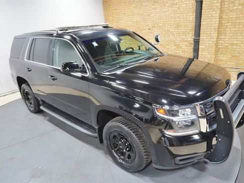 Used 2019 Chevrolet Tahoe 4WD w/ Remote Keyless Entry Package image 6