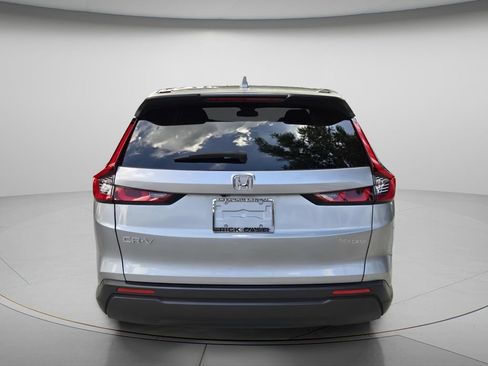 Used 2025 Honda CR-V LX image 6