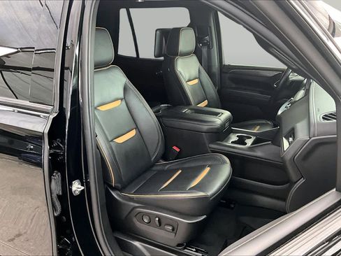 Used 2021 GMC Yukon AT4 w/ AT4 Premium Plus Package AWD/4WD image 9