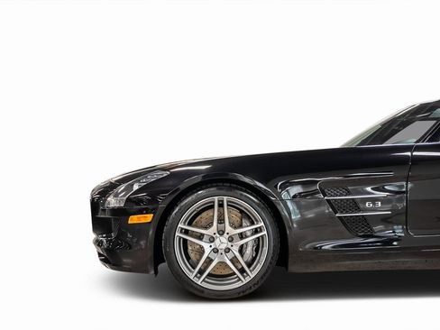 Used 2011 Mercedes-Benz SLS AMG SLS AMG image 13