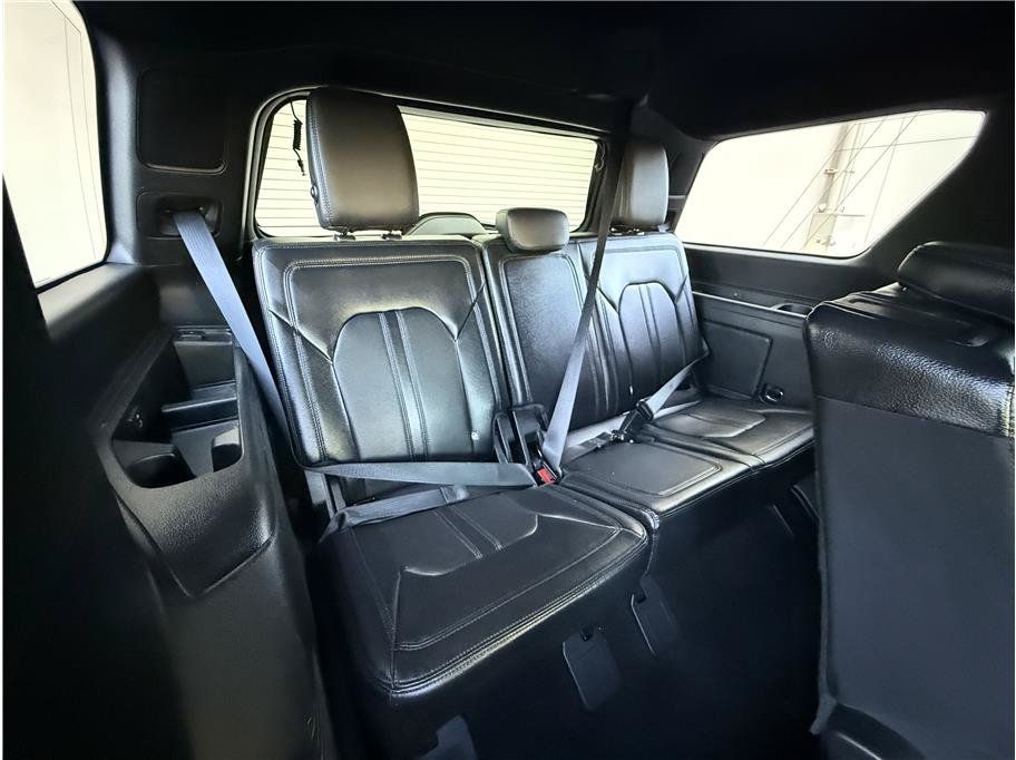 Used 2019 Ford Expedition Limited RWD image 22