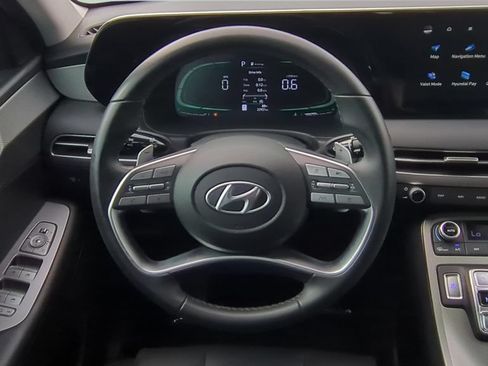 Used 2024 Hyundai Palisade SEL FWD image 12