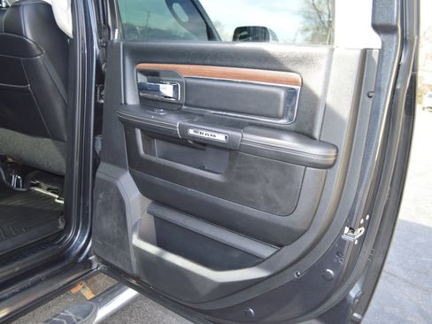 Used 2017 RAM 3500 Laramie image 26