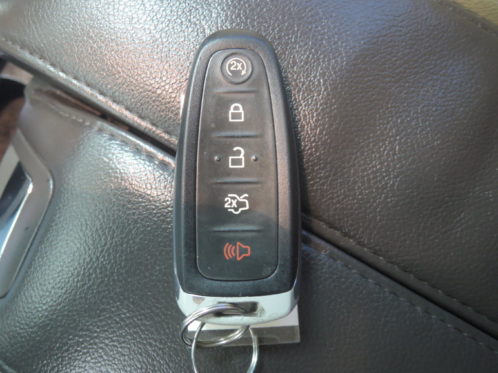 Used 2014 Lincoln MKT AWD w/ Equipment Group 201A image 42