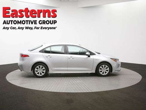 Used 2023 Toyota Corolla LE image 42