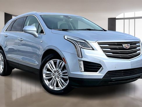 Used 2017 Cadillac XT5 Premium Luxury image 11