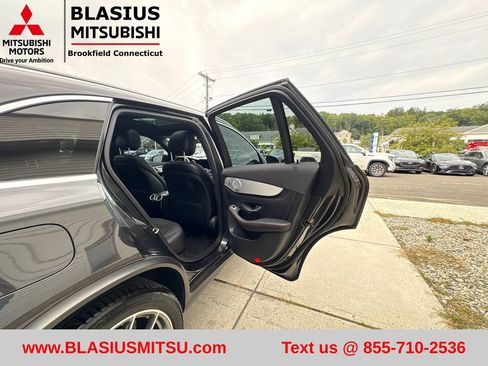 Used 2020 Mercedes-Benz GLC 43 AMG 4MATIC image 37
