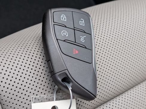 New 2027 GMC Terrain Elevation w/ Elevation Premium Package FWD image 33