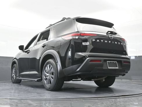Used 2024 Nissan Pathfinder SV FWD image 62