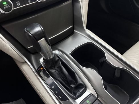 Used 2022 Honda Accord EX-L image 21